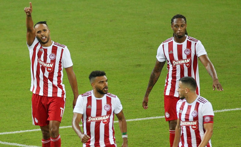Εμείς τη δουλειά μας