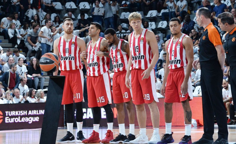 Οι διαιτητές με Βαλένθια