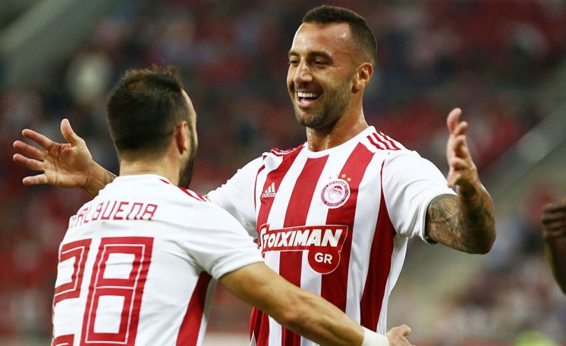 Με Γκιλιέρμε, Βαλμπουενά ο  «ερυθρόλευκος» πάγκος