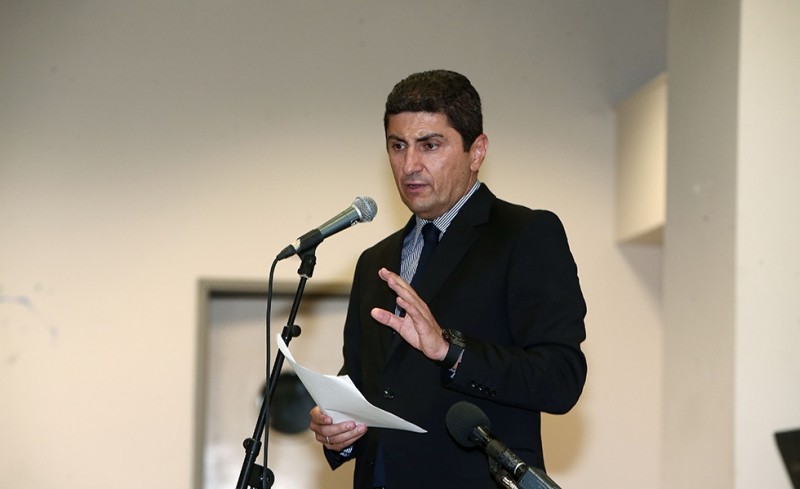 Η συνάντηση Ολυμπιακού με Αυγενάκη