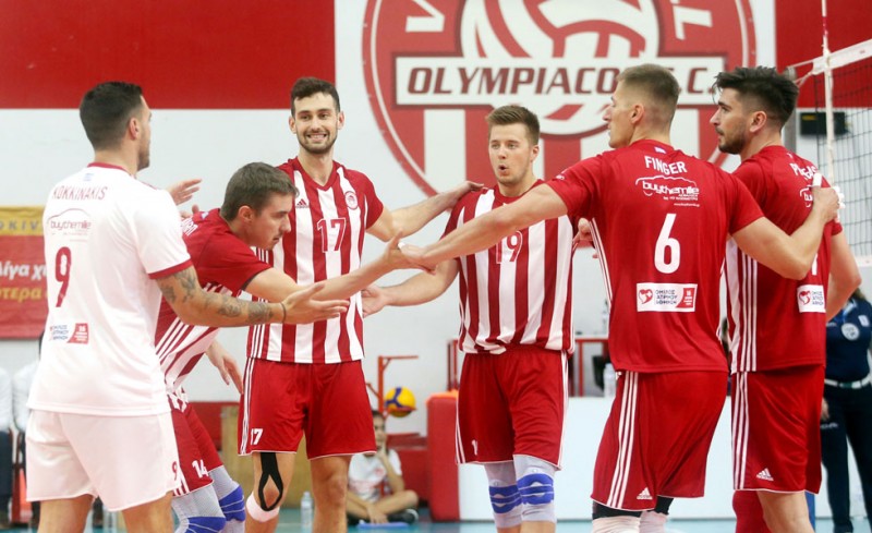 Στη Σύρο για το «διπλό»