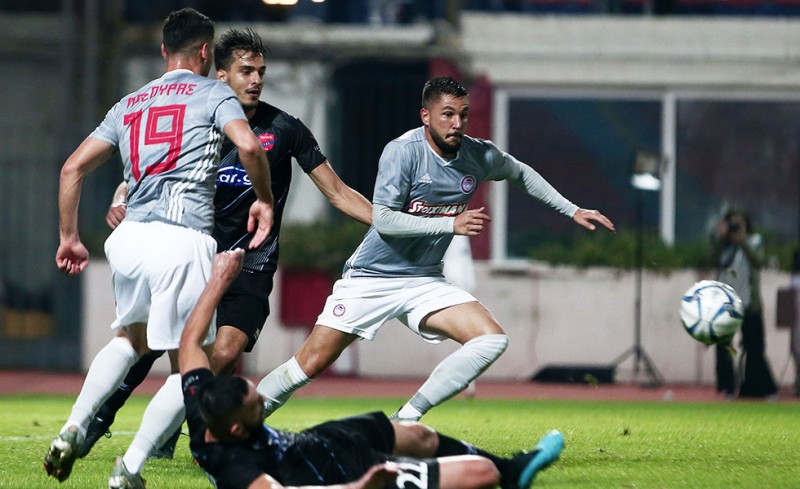 Απόλυτη υπεροχή, 23 τελικές, 74% κατοχή μπάλας, αλλά...