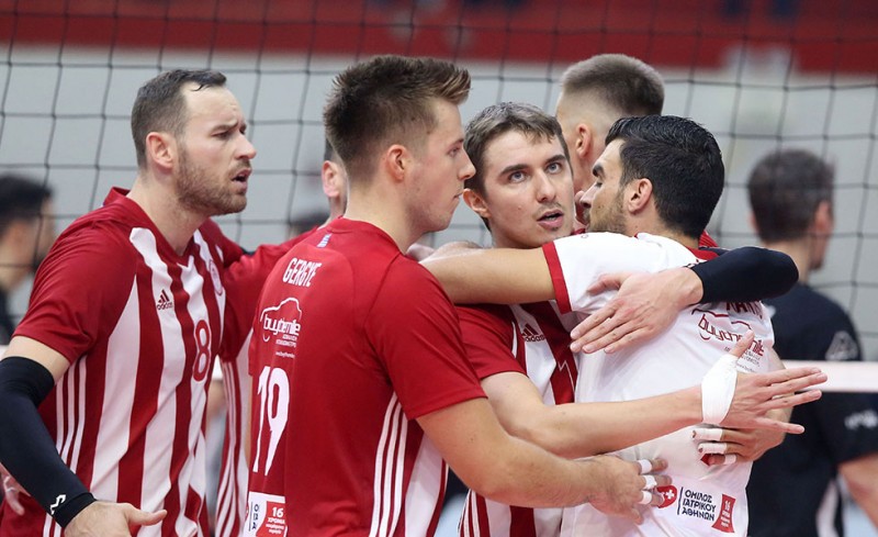 Ολυμπιακός-Μόντενα live streaming 2-3 σετ (Τελικό)