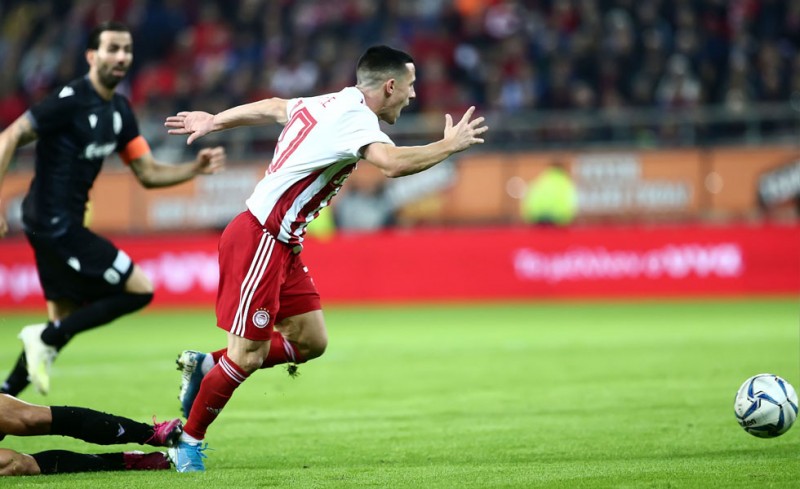 Εμείς ούτε θα ξεπουληθούμε για ένα πρωτάθλημα, ούτε θα συμμαχήσουμε, ούτε θα προσκυνήσουμε!