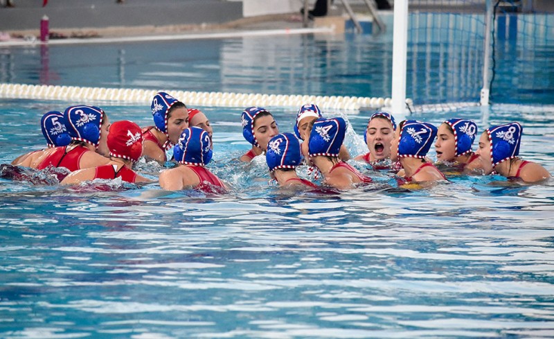«Διπλό» στο Λαιμό και... διακοπή