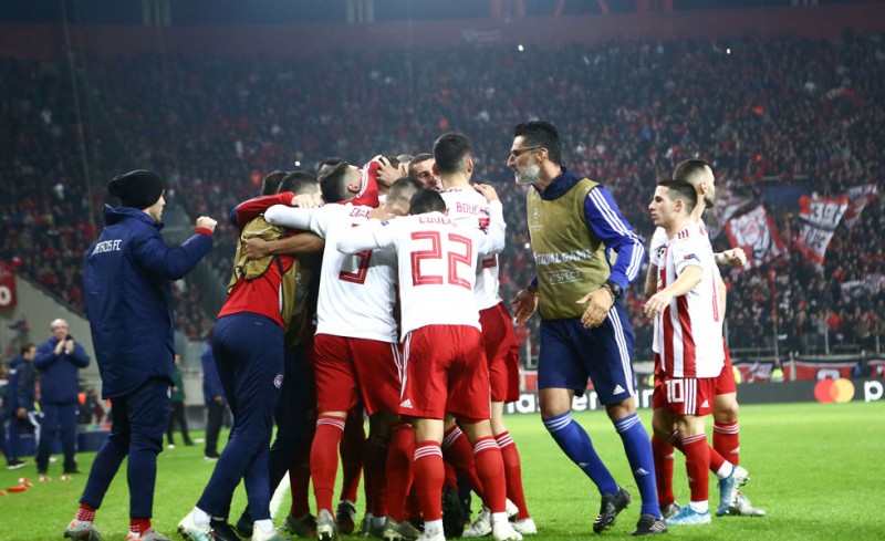 Ο Θρύλος συνεχίζει στην Ευρώπη, οι... άλλοι επιμένουν καναπέ!