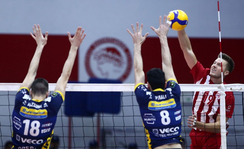 Να την κοιτάξει ξανά στα μάτια