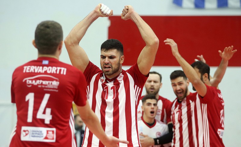 Χωρίς να ζοριστεί