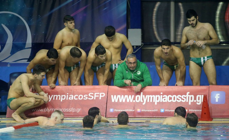 Από το άγχος και το φόβο, ξέχασαν τα σκουφάκια τους!