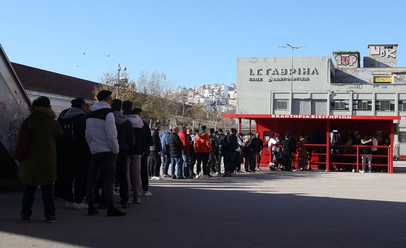 Θρυλική «δίψα» για Άρσεναλ (photos)