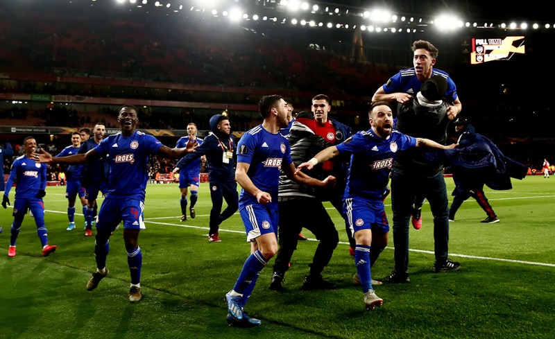 Δεν μας πέφτει με τίποτα...