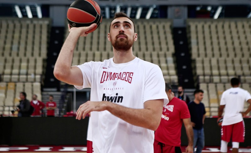 Και πάλι ατομικό ο Μιλουτίνοφ