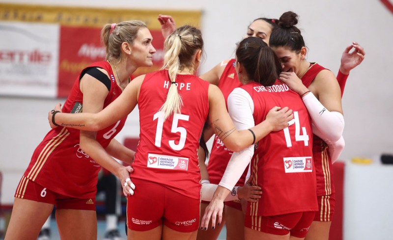 Ολυμπιακός-Μπεκεσκάμπα 2-3 σετ (Τελικό)