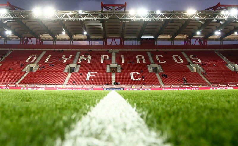 Χωρίς κόσμο με Γουλβς!