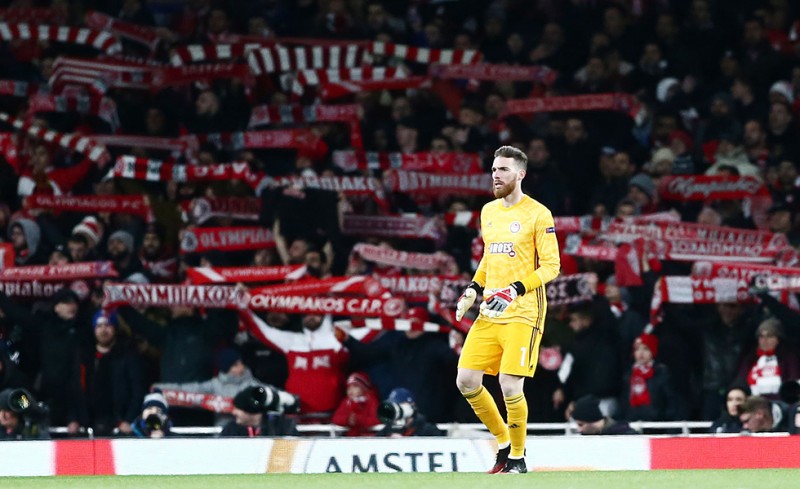 Υπόκλιση της UEFA στον Σα! (video)