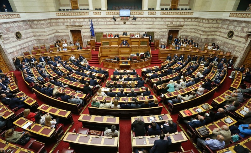 Τους έσωσε η τροπολογία