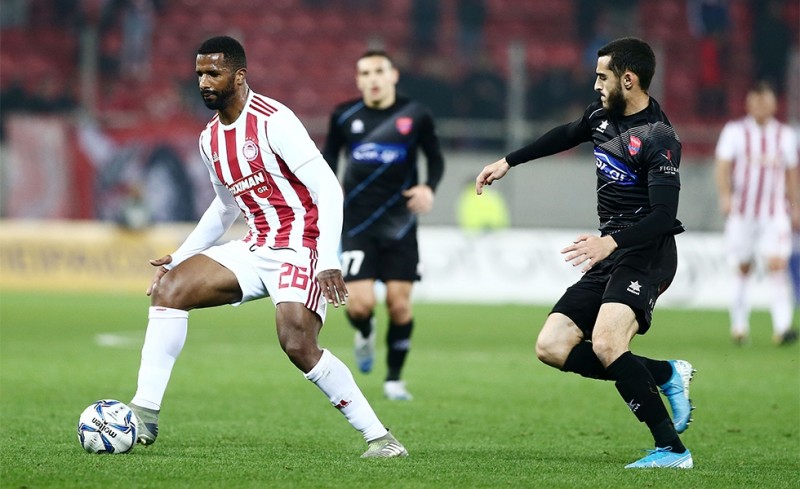 Ο Καφού παίζει «κορόιδο» με τον γιο του (video)