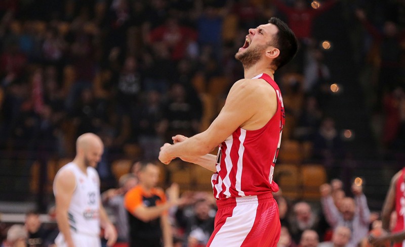 Τι να... εννοεί το Πόρτο Λεόνε; (photo)