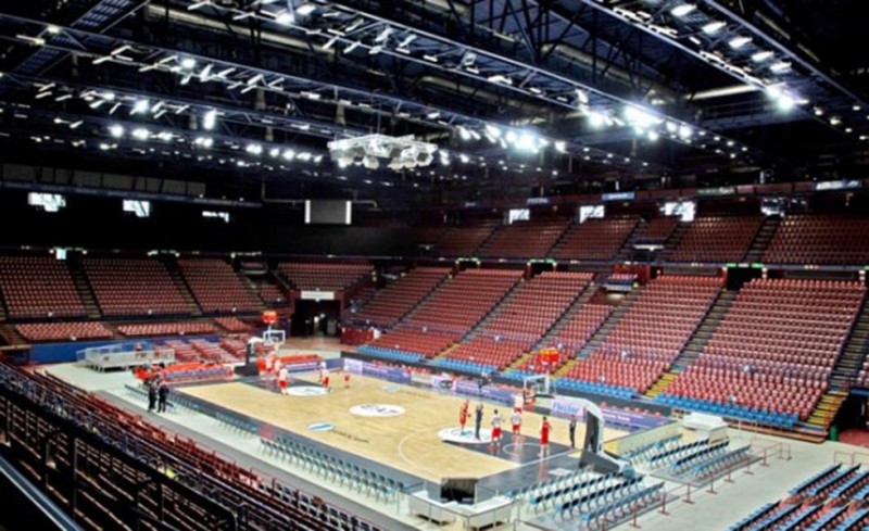 Κεκλεισμένων και με Ολυμπιακό