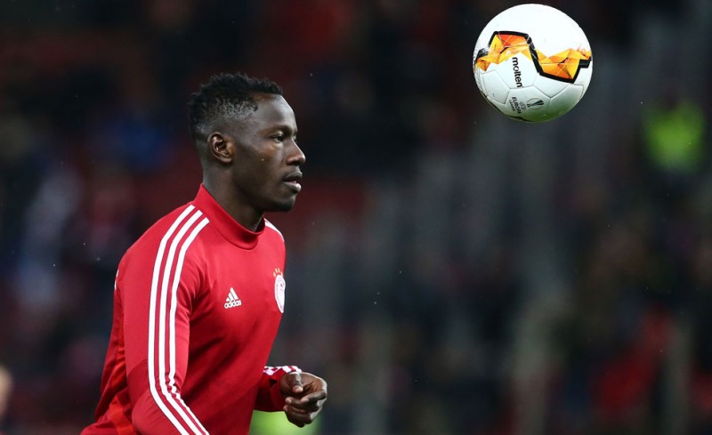 Μένει σπίτι και... κρύβει την μπάλα ο Καμαρά (video)