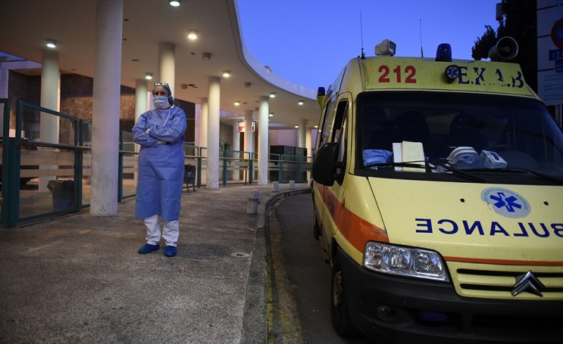 Δυστυχώς, στους 89 οι νεκροί από τον κορονοϊό