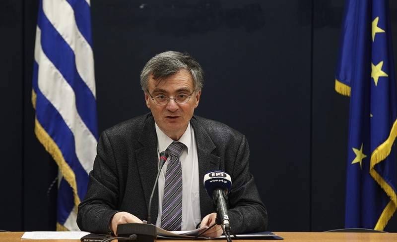 121 οι νεκροί, 156 νέα κρούσματα