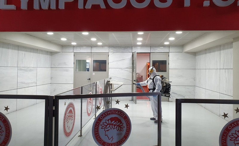 Νέα απολύμανση στο Καραϊσκάκη (photos)