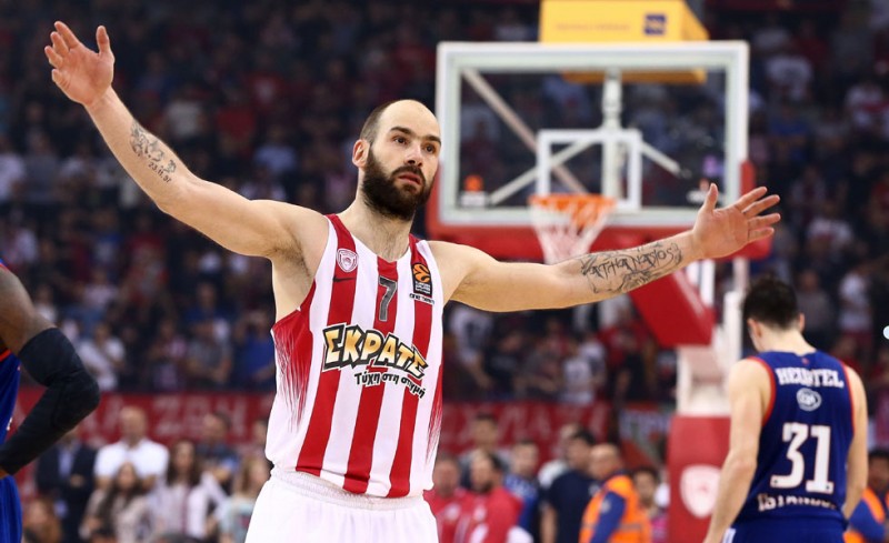 «Πάτησε» την Εφές, πέρασε στο Final 4 (video)