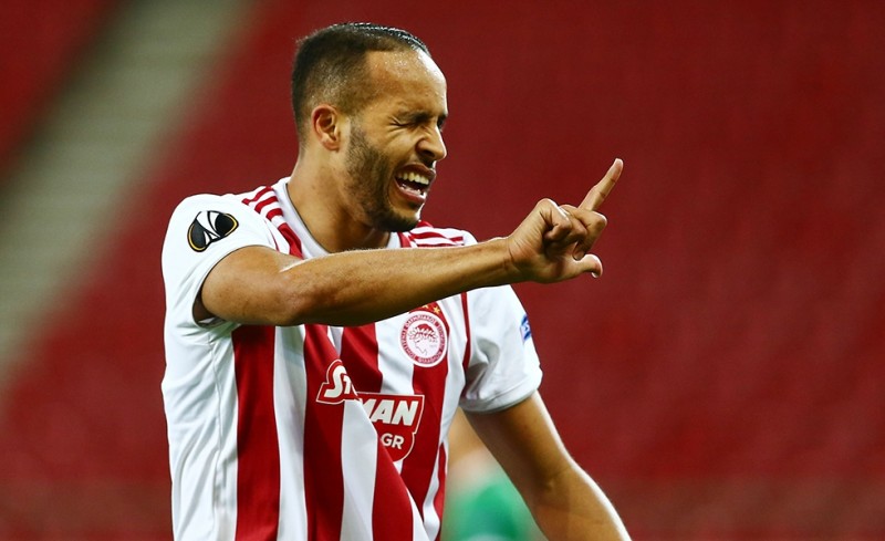 Τους έχει «τρελάνει» ο Ελ Αραμπί με τον Θρύλο!