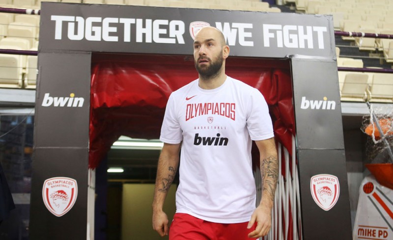 Ο αρχηγός είναι εδώ!