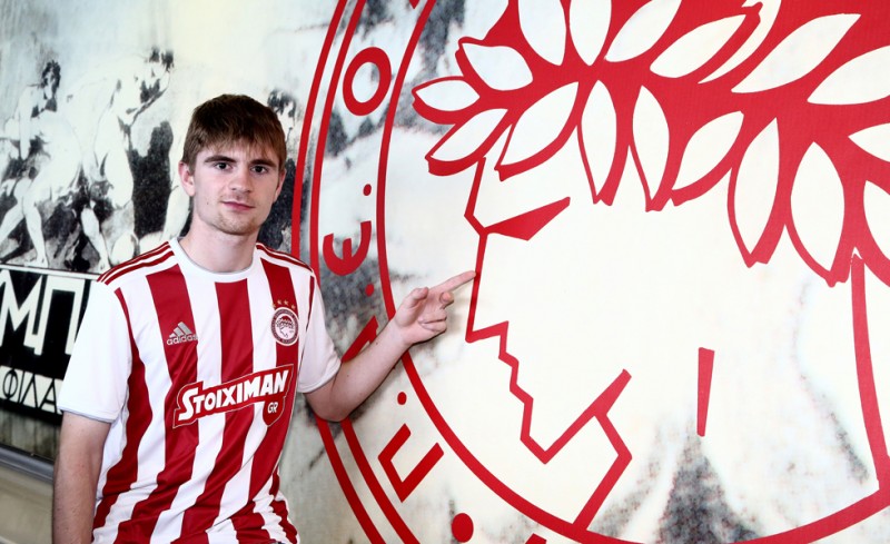 «Πολύ χαρούμενος που πήγε στον Ολυμπιακό»