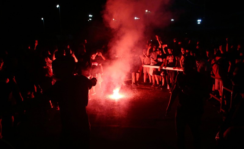 Πανηγυρισμοί από τον κόσμο του Θρύλου (video)