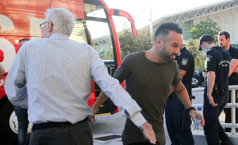 Δίπλα στην ομάδα ο Βαλμπουενά!