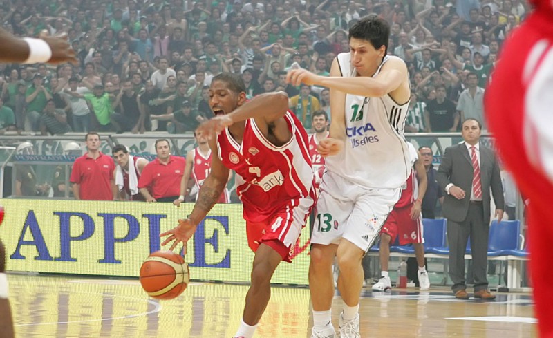 Πέρασαν 12+1 χρόνια για να πουν «μπορεί και να ήταν φάουλ» στον Πεν!