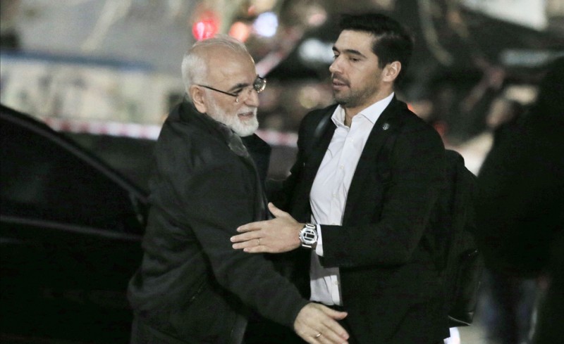 Καρντάσια, τον Ιβάν και τα μάτια σας...