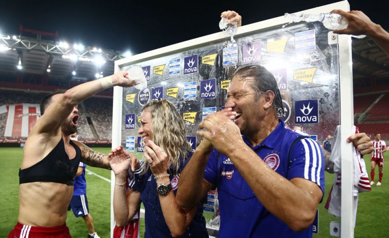 Αυτοί οργάνωσαν το μπουγέλο σε Μαρτίνς, Μαρίνα! (photos)