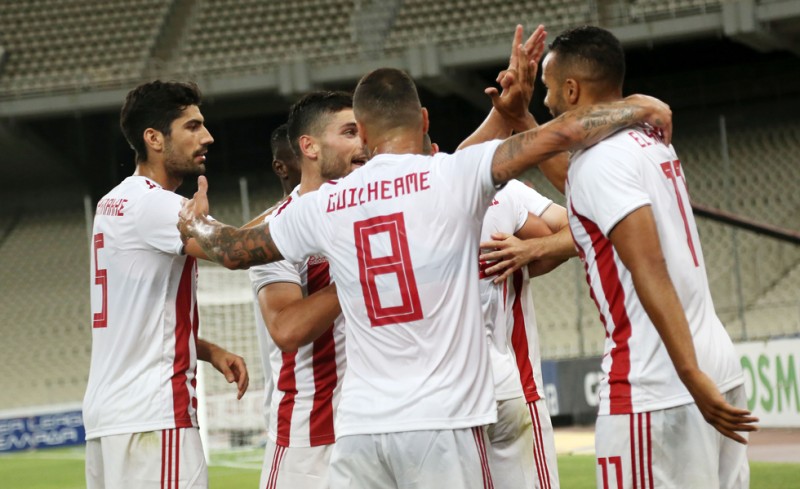 Η «ερυθρόλευκη» αποστολή για το «διπλό» στο ΟΑΚΑ