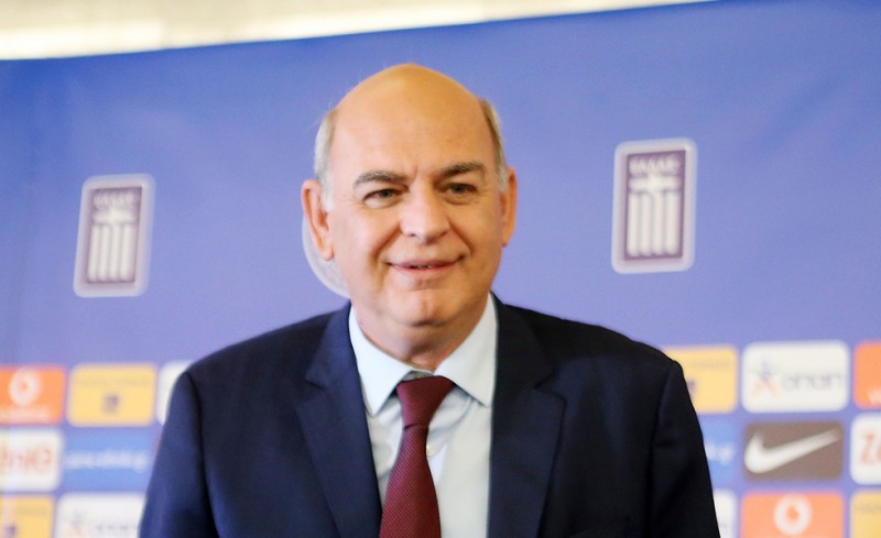 Γραμμένος σε Ολυμπιακό: «Έχετε δίκιο, αλλά δεν μπορώ να τον ορίσω, δέχομαι πιέσεις»