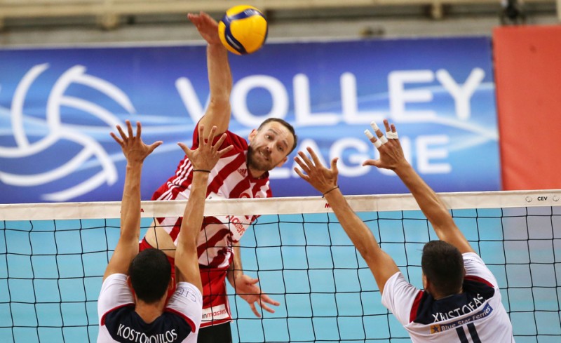 «Να πιστεύετε στην ομάδα και σε εμάς»