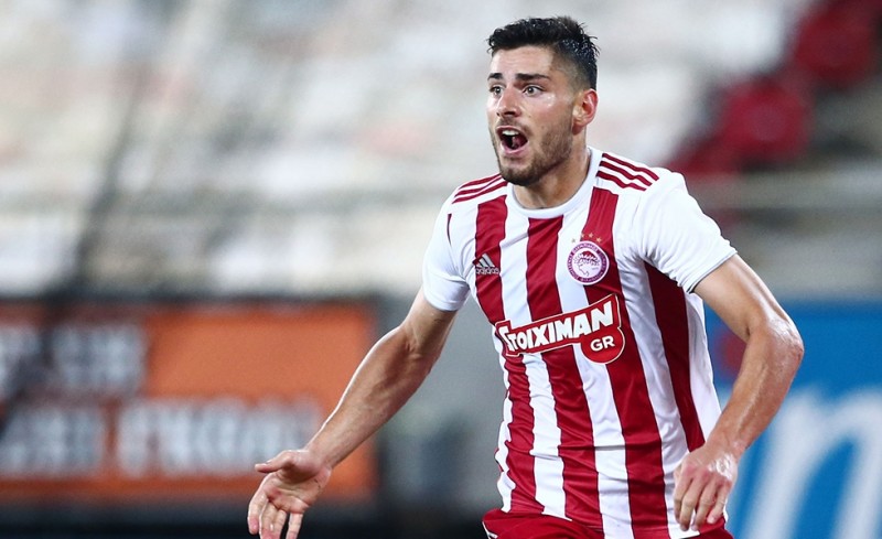 «Στον Πειραιά με ανοιχτό λεωφορείο!»