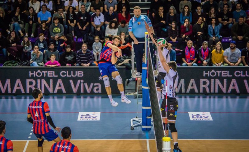 «Να έχουμε μαγικές στιγμές με την ομάδα και τον κόσμο»