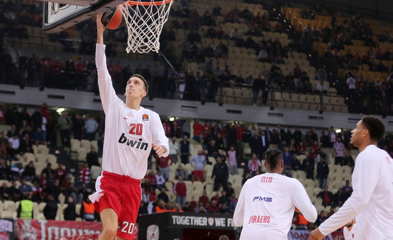  Πάει Αμερική και ο Ποκουσέφσκι και το όνομα του Θρύλου