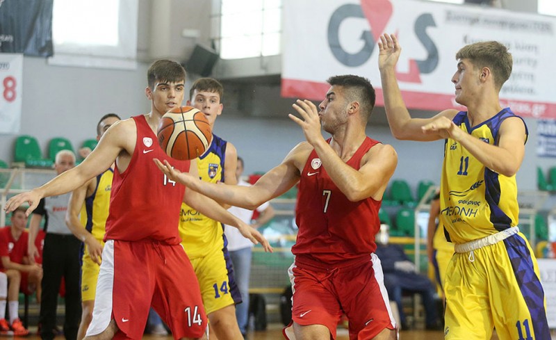 Άνετη επικράτηση για τους  Έφηβους