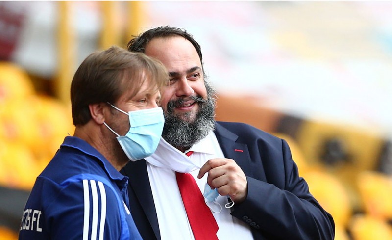 Στο Μολινό ο Βαγγέλης Μαρινάκης