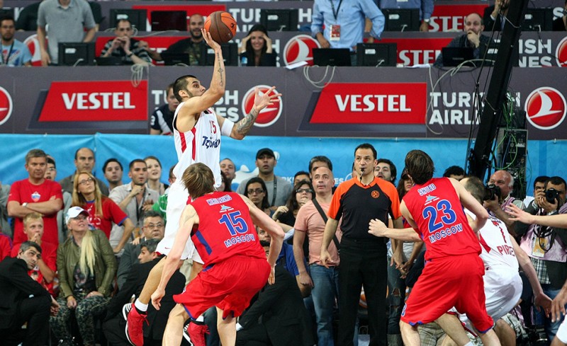 Με Θρύλο η κορυφαία στιγμή σε τελικό Ευρωλίγκας! (video)