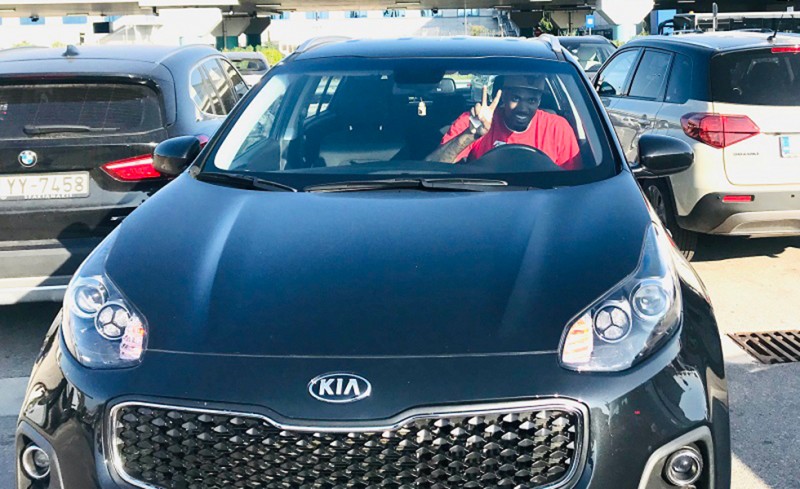 Παρέλαβαν τα αμάξια τους (photos)