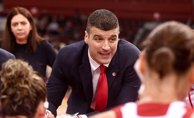 Το πρόγραμμα του Θρύλου στο τουρνουά