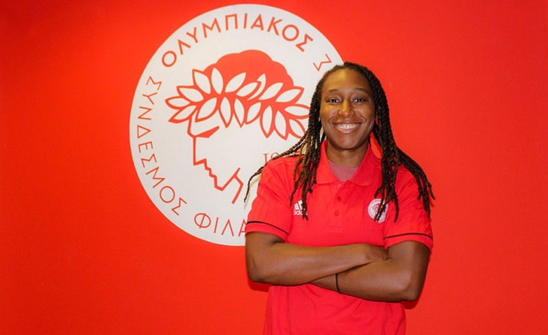 «Ενθουσιασμένη που…»