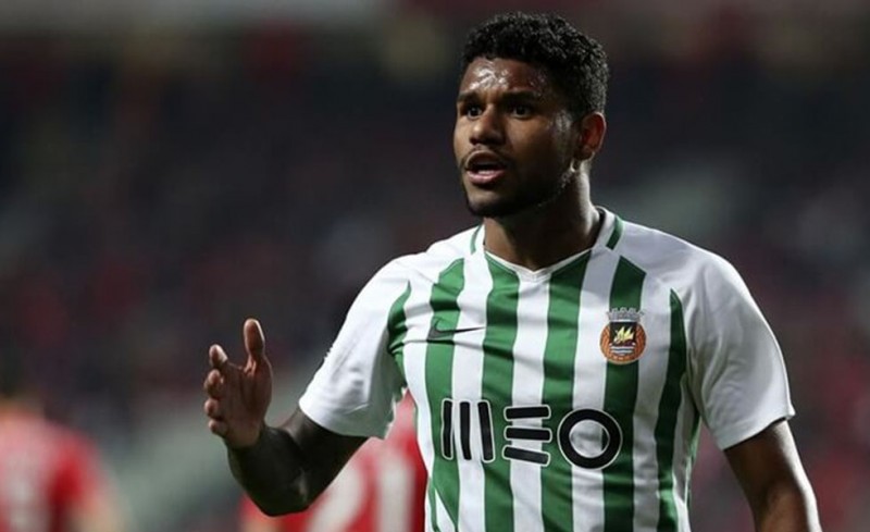 Βλέπουν «αντίο» Ρέις στη Ριό Άβε (photo)