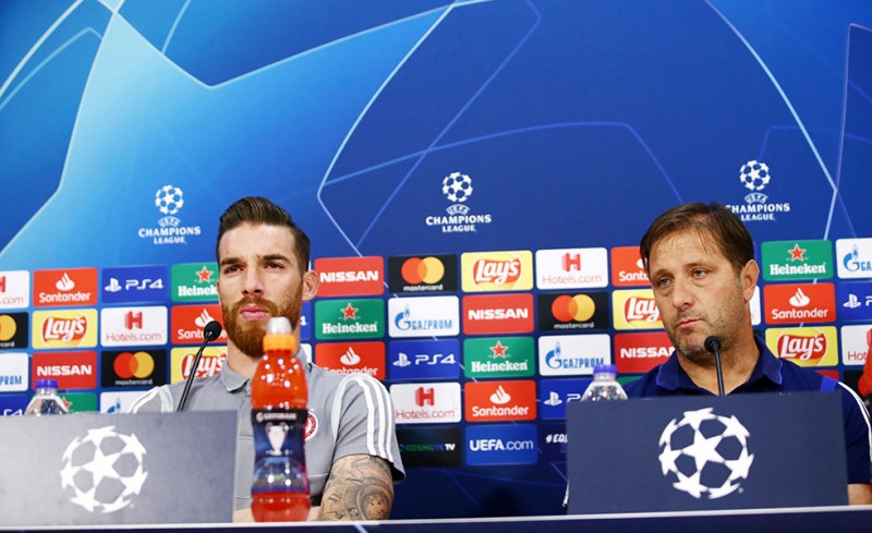 Live η συνέντευξη Τύπου του Ολυμπιακού